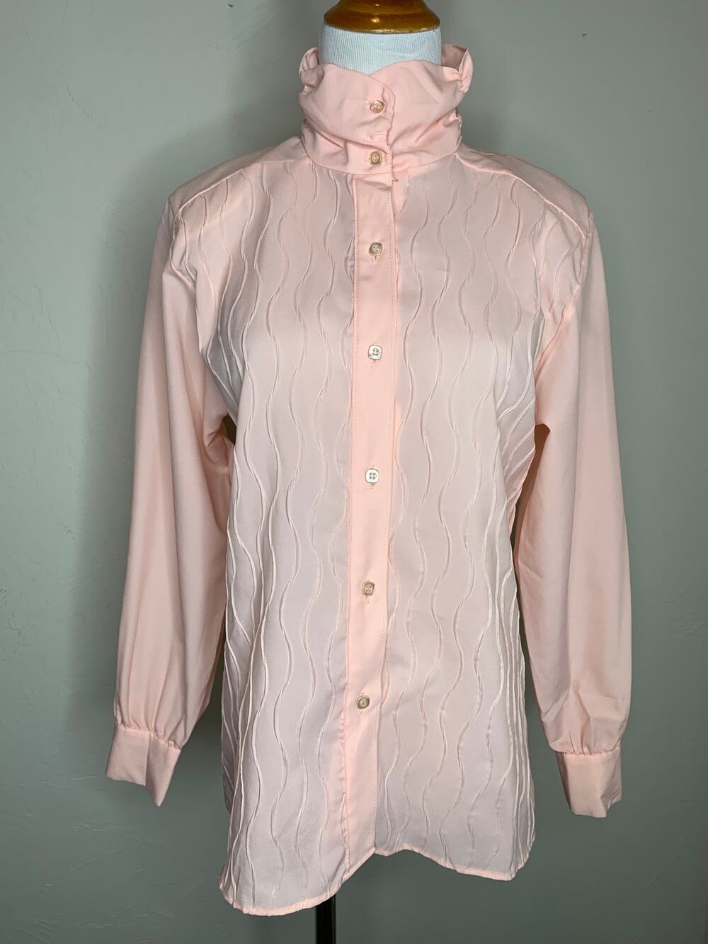 Vintage Peach Pink Blouse Sz Small? Wave Crinkle Front Made in USA